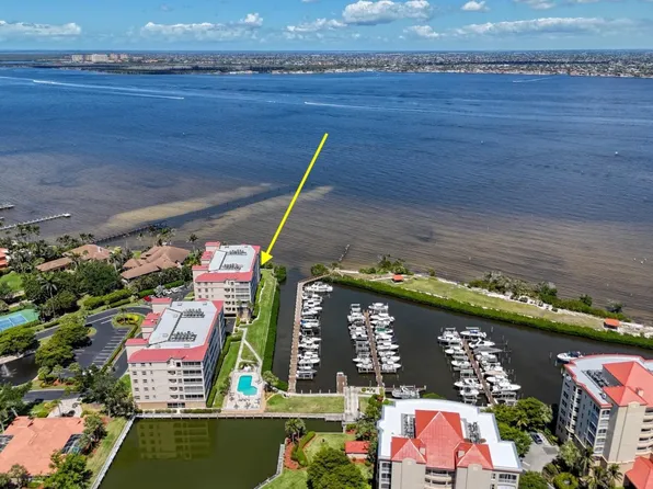15220 Portside Dr APT 301, Fort Myers, FL 33908