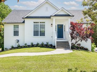 2605 Woodberry Dr, Nashville, TN 37214