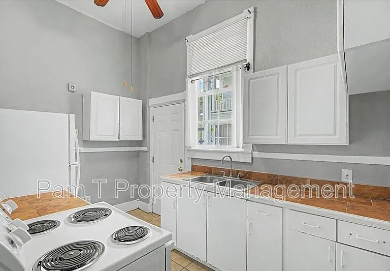 402 E Park Ave #1B — Photo 8
