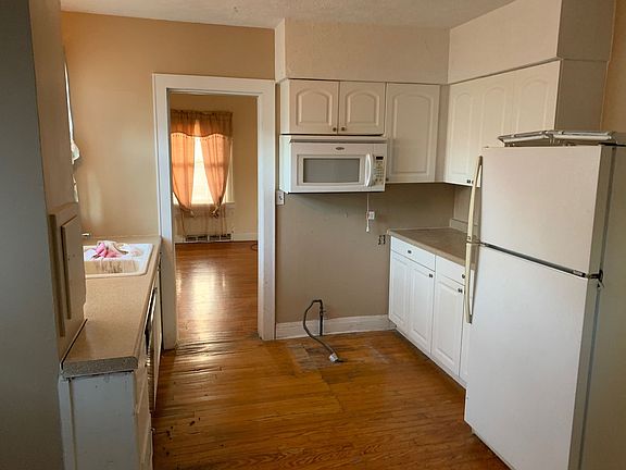 4th image of 511 S Illinois St