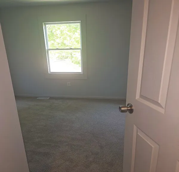 539 Kitchener St — Photo 10