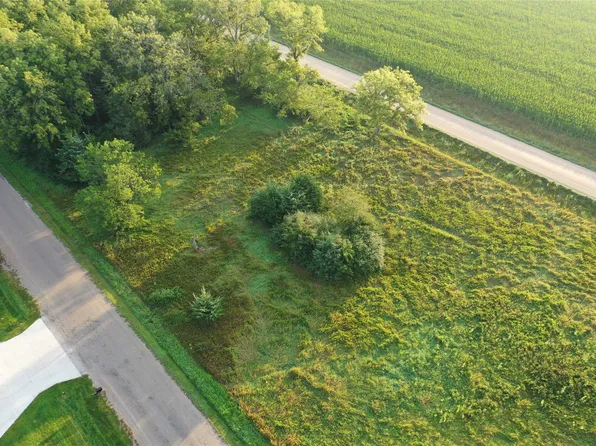 4618 Canfield Dr, Panora, IA 50216