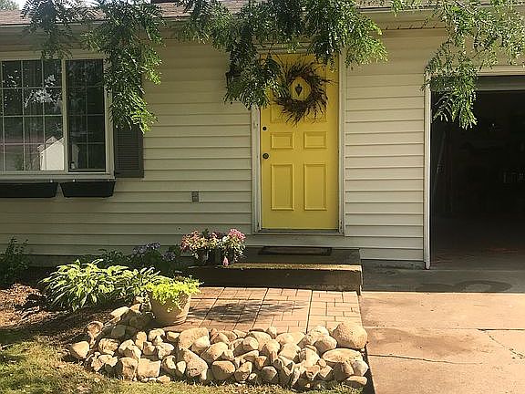 2nd image of 7646 Driftwood Cir NW