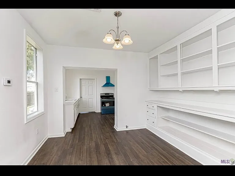 2605 Adams Ave — Photo 4