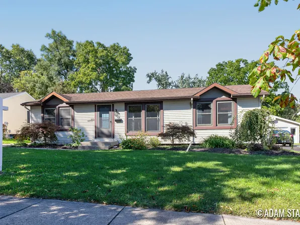 1525 Lenox Rd SE, Grand Rapids, MI 49506