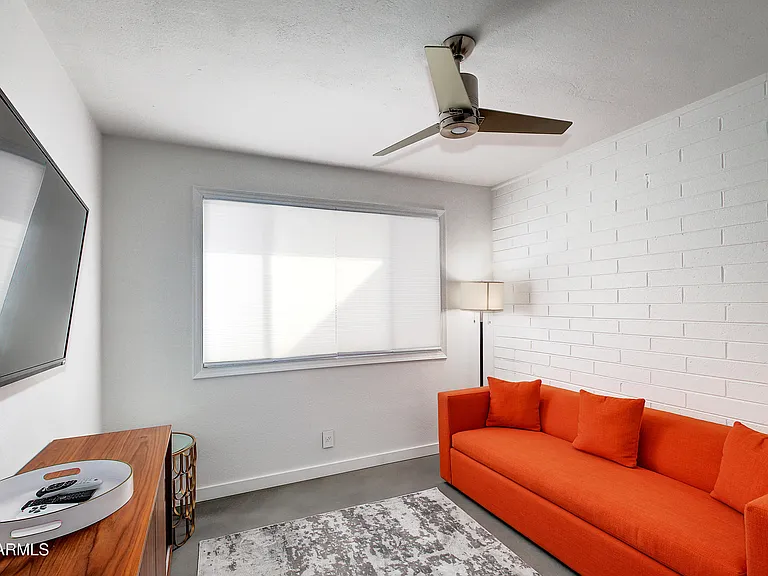 7034 E Wilshire Dr — Photo 17