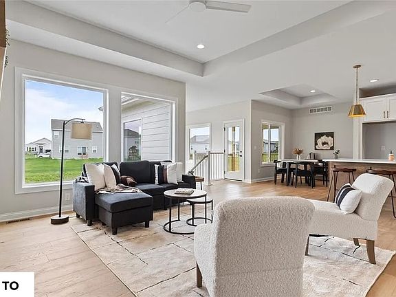 5th image of 5802 Westfield Dr