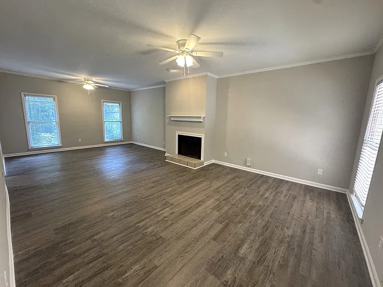 620 Pinecrest Dr — Photo 4