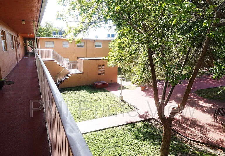 1245 W 24th St #208 — Photo 21
