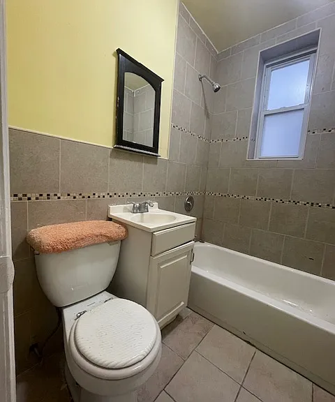 259 E 46th St #2F — Photo 4
