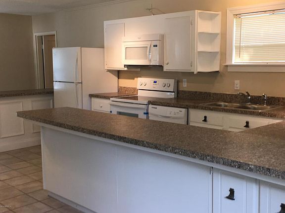 5th image of 5949 Oaklane Dr