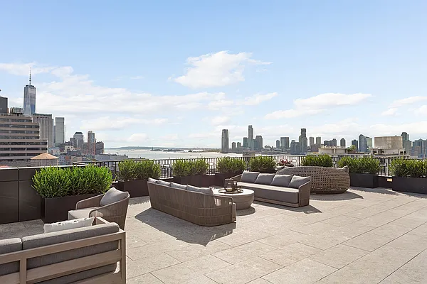 Sold by Reuveni LLC | media 47