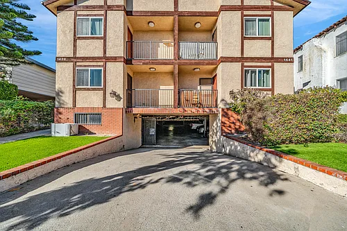 1441 E Wilson Ave #104 Photo 1