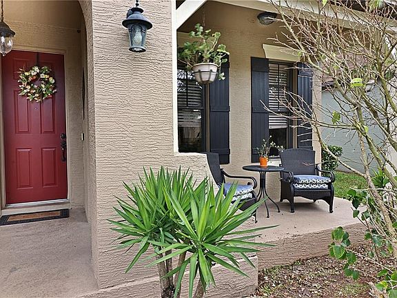 3rd image of 10065 Silver Laurel Way