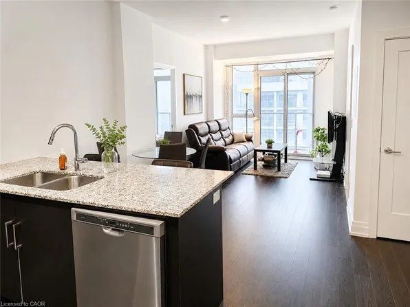 65 Speers Rd #1506, Oakville, ON L6K 0J1