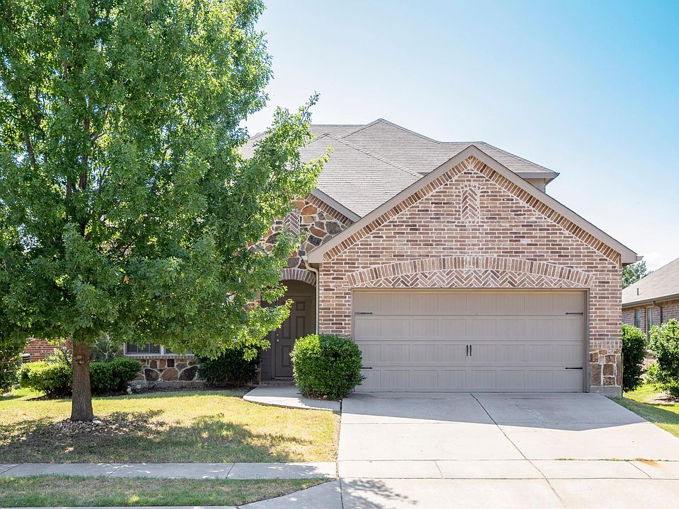 1st image of 217 Willet Ct