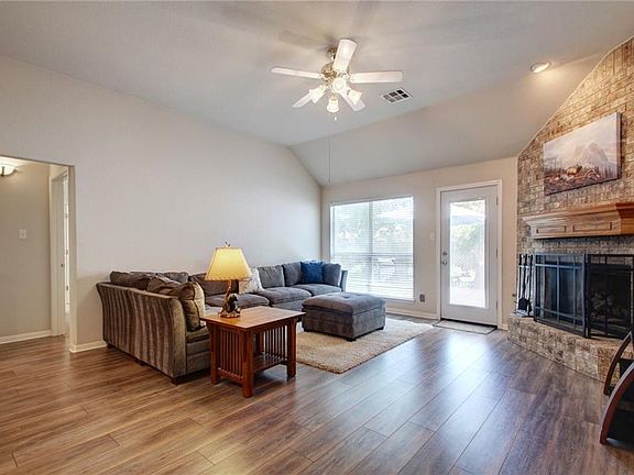 5th image of 2246 Settlers Park Loop