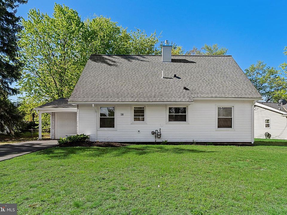 1st image of 18 Bermuda Cir