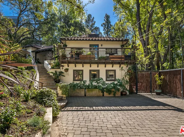 11930 Sunshine Ter, Studio City, CA 91604