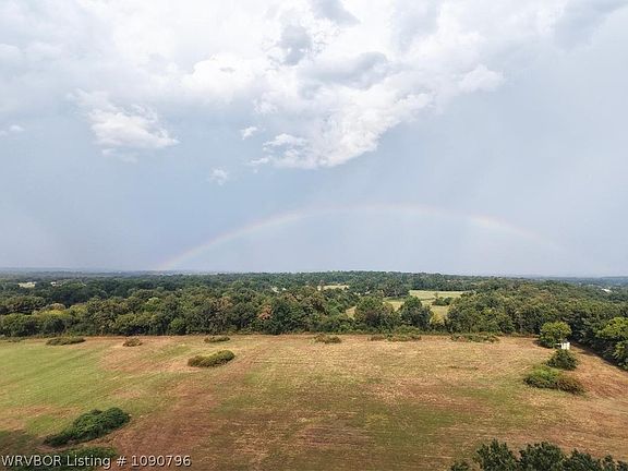 4th image of 1700 Rabbit Hill Rd