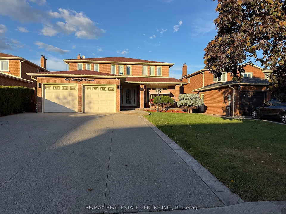 4175 Starlight Cres