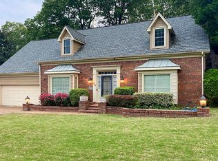 325 Richards Way Dr, Cordova, TN 38018