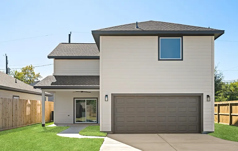 813 Barbara Mae St — Photo 3