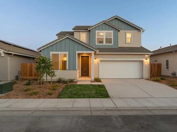 1132 Ponderosa Way W, Madera, CA 93636