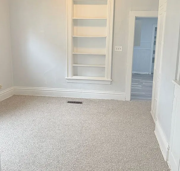 24 Pierce Ave #1 — Photo 4