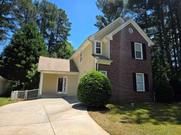 602 N Fairfield Dr, Peachtree City, GA 30269