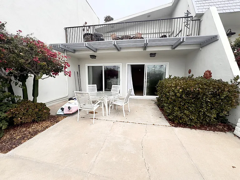 79 Antigua Ct — Photo 38