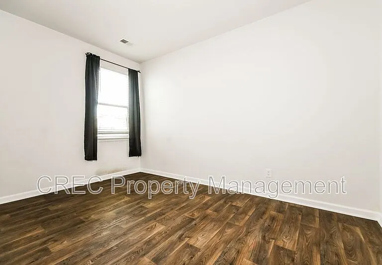 928 Woodside Creek Ln — Photo 12