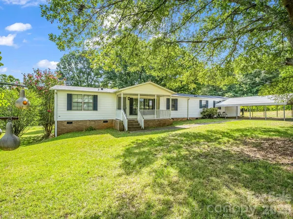 141 Hicks Grove Rd, Mooresboro, NC 28114
