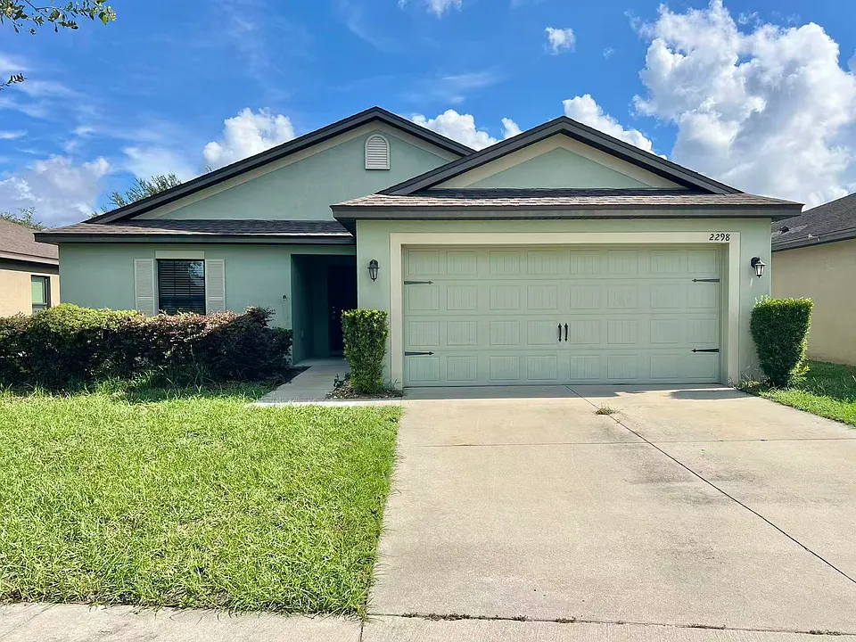 2298 Bexley Dr