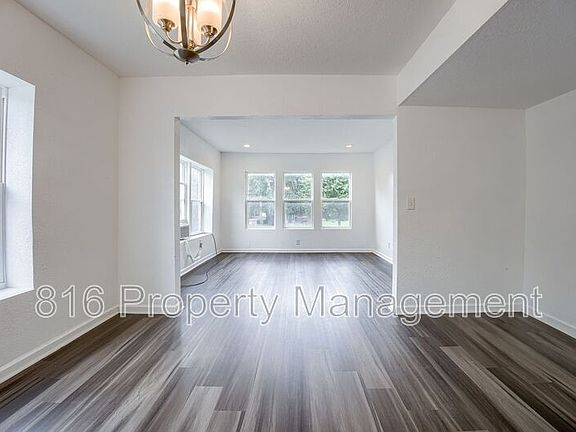2nd image of 2704 Benton Blvd APT 2S