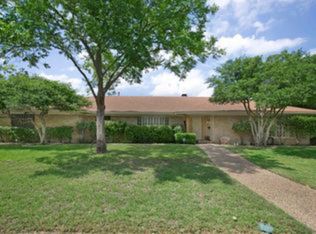 3811 Shadybay Cir, Dallas, TX 75229