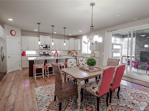 5th image of 12812 107th Avenue Ct E