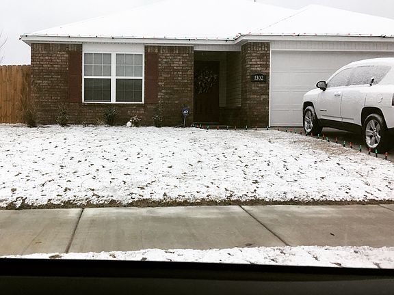 2nd image of 1302 S Spritz Dr