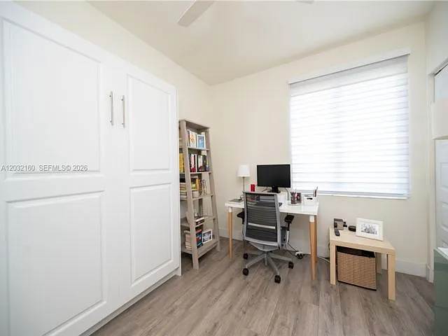 4640 NW 84th Ave — Photo 6