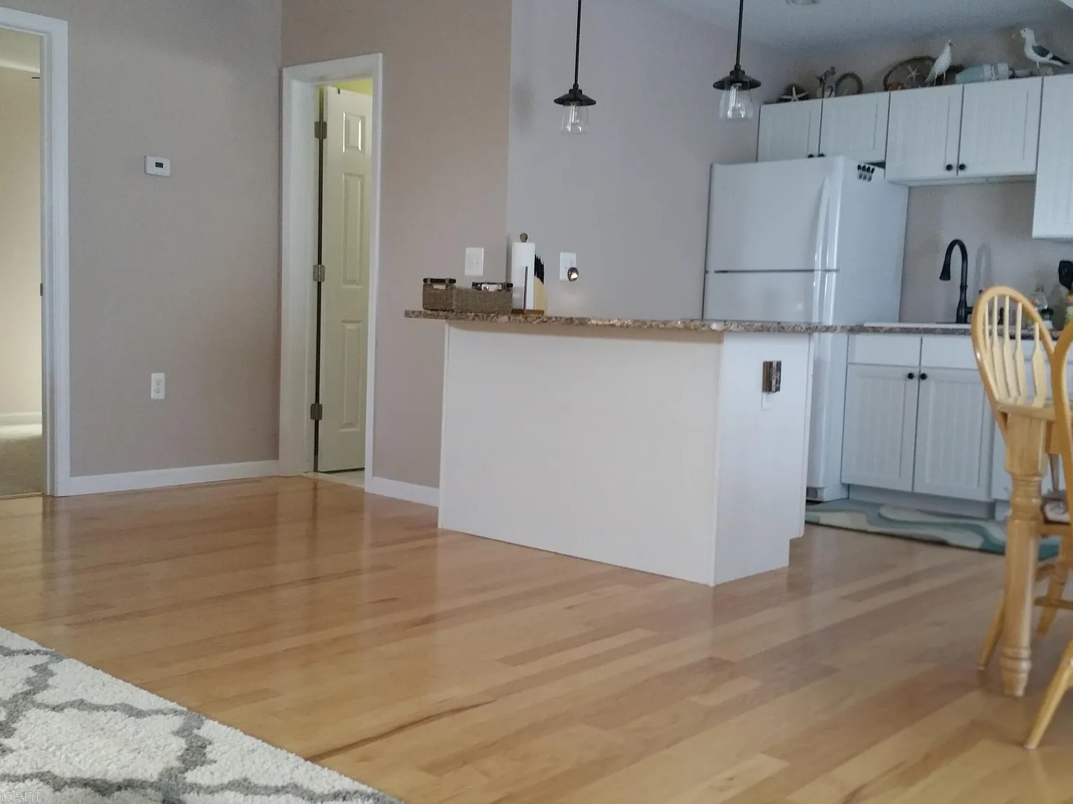 2 bed, 840 sqft, $3,500 — Photo 3