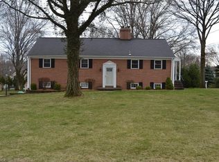 1578 Brookview Dr, Salem, OH 44460