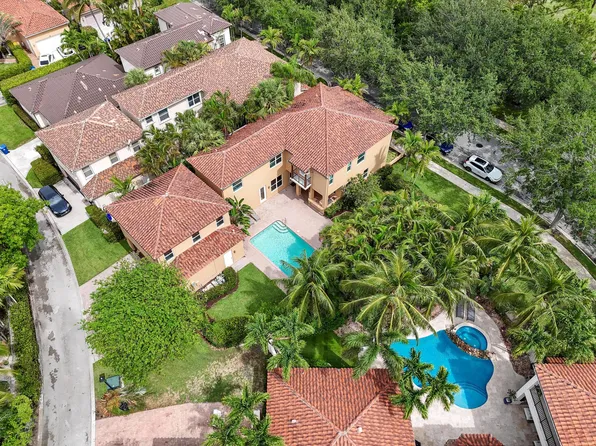 138 Santiago Drive, Jupiter, FL 33458