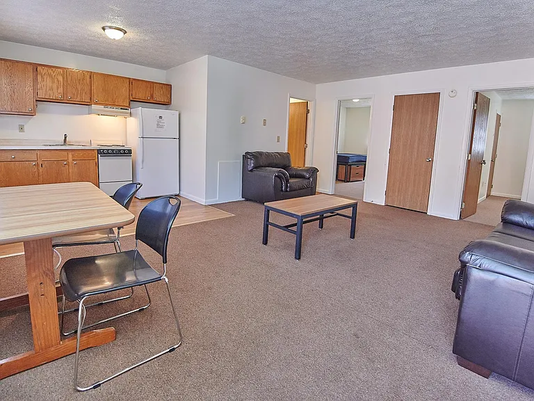 Crimson Hawk Student Housing — Photo 73
