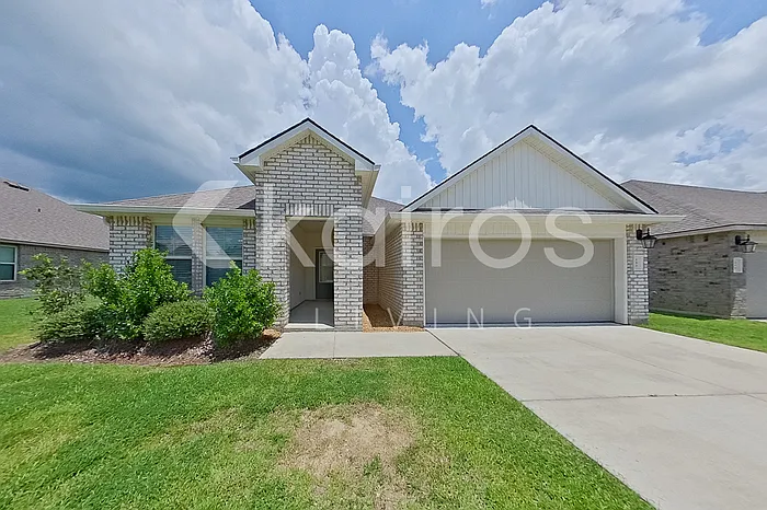 113 Yardley Ct — Photo 1