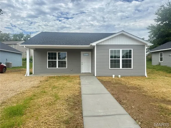 17 Dalton St, Park Hills, MO 63601