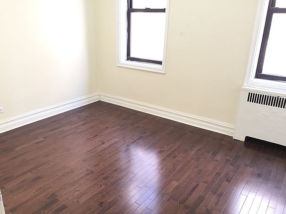 3rd image of 55 Linden Blvd APT 3J