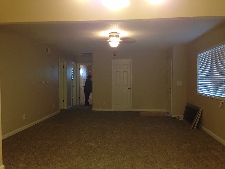 1st image of 541 N Lincoln Ave