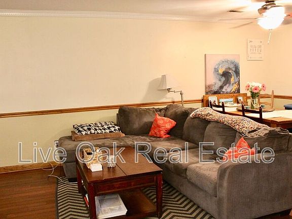 3rd image of 1809 Sechrist Ct