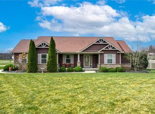 10380 Red Rose Dr, Wadsworth, OH 44281