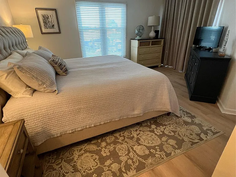 18629 Vineyard Point Ln — Photo 10